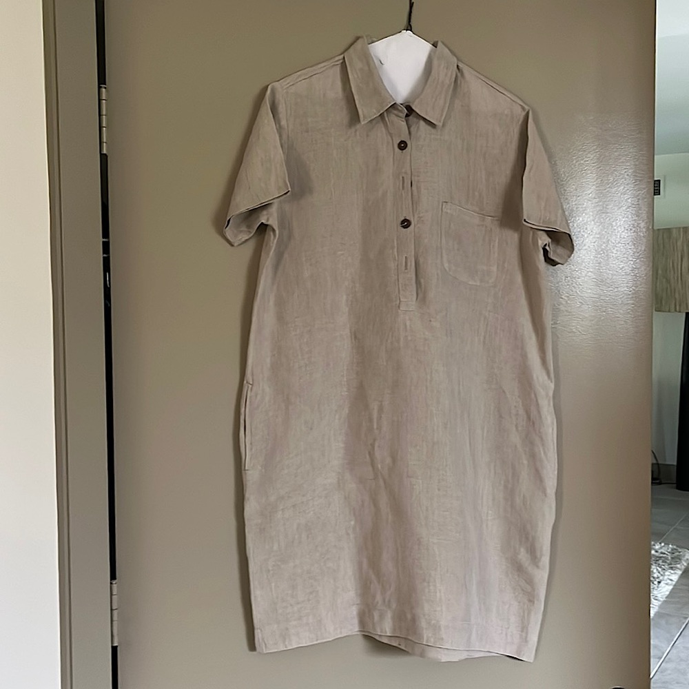 Womens size Medium midi Dress